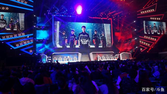 TES赛后群访：Xiye和Creme经常Solo帮助后者提升